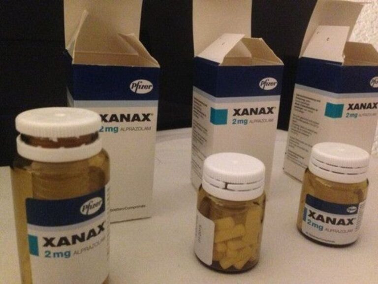 Xanax pills 768x577