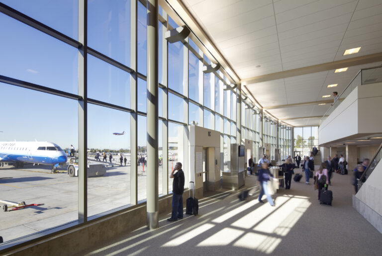 John Wayne Airport North Commuter Terminal c14774ed c946 40f2 a58c 77d11783492a 768x515